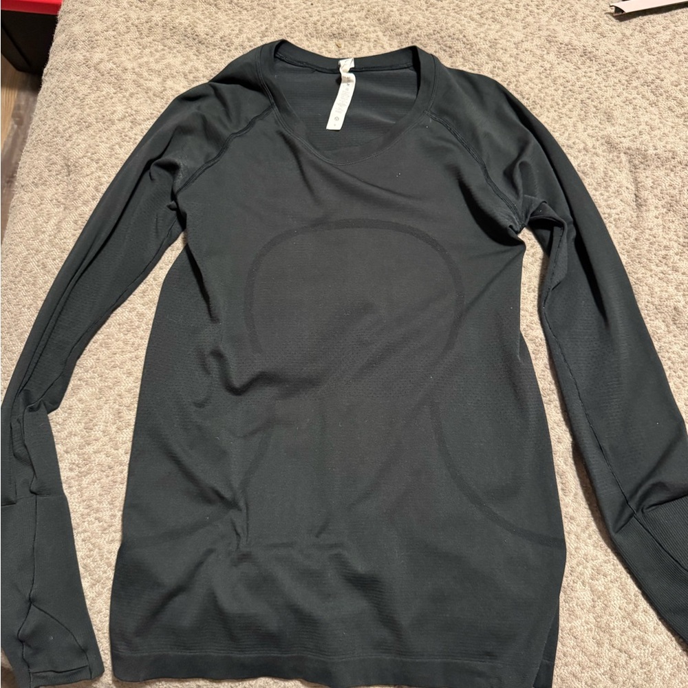 Lululemon Athletica Dark Gray Long Sleeve Top